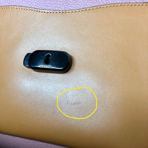 S⭕️LD‼️ Coach Tabby Top Handle 20 in Colorblock Leather - Picture 8 of 12